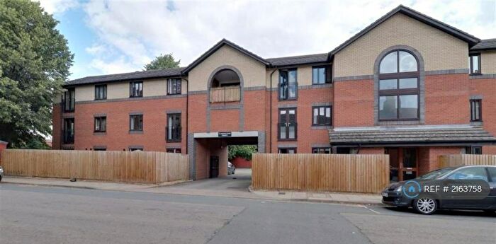1 Bedroom Flat To Rent In Palmerston Court, Northampton, NN1