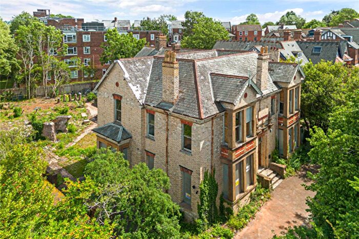 6 Bedroom Detached House For Sale In Heavitree Road, Exeter, Devon, EX1