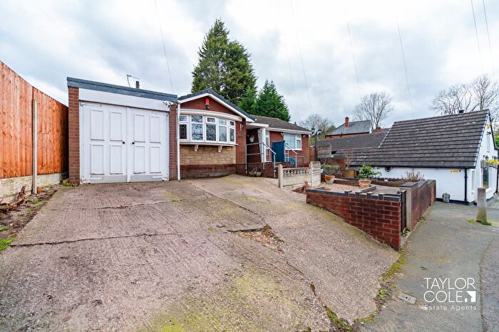 3 Bedroom Detached Bungalow For Sale In Glascote Road, Tamworth, B77