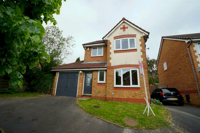3 Bedroom Detached House To Rent In Thorsby Close, Bolton, BL7