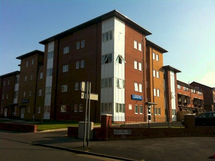 2 Bedroom Flat To Rent In Laurenfield Court, Trafalgar Road, Moseley, Birmingham, B13