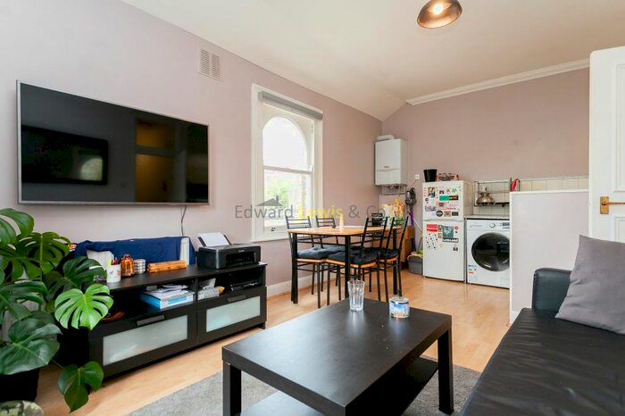 1 Bedroom Flat To Rent In Drayton Park, London, N5