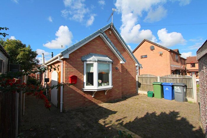 2 Bedroom Semi-Detached Bungalow For Sale In Harpenden Close, Dunscroft, Doncaster, DN7