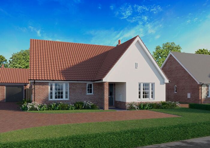 3 Bedroom Detached Bungalow For Sale In Rectory Road, Coltishall, Norwich, NR12