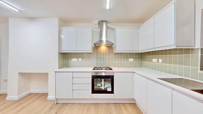 4 Bedroom Terraced House To Rent In St. Georges Road, Leyton, E10