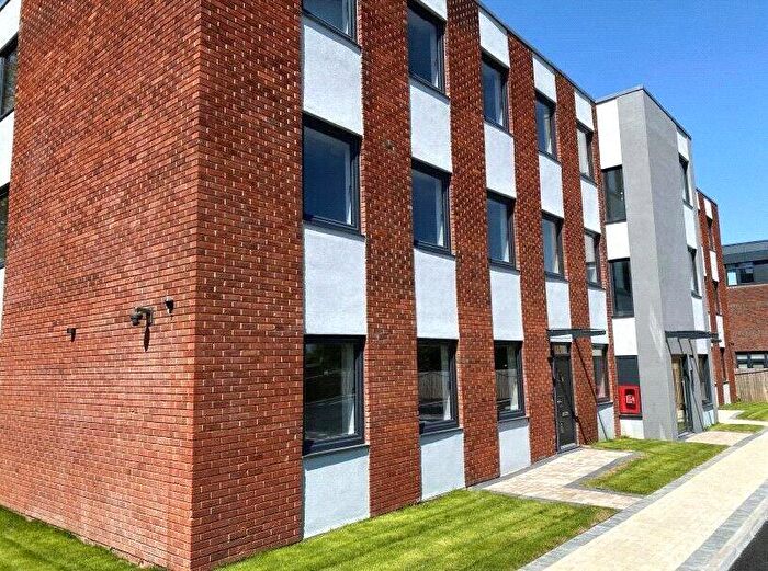 1 Bedroom Flat To Rent In Fleet Road, Fleet, Hampshire, GU51