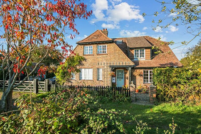 4 Bedroom Detached House For Sale In Saint Hill Road, East Grinstead, RH19