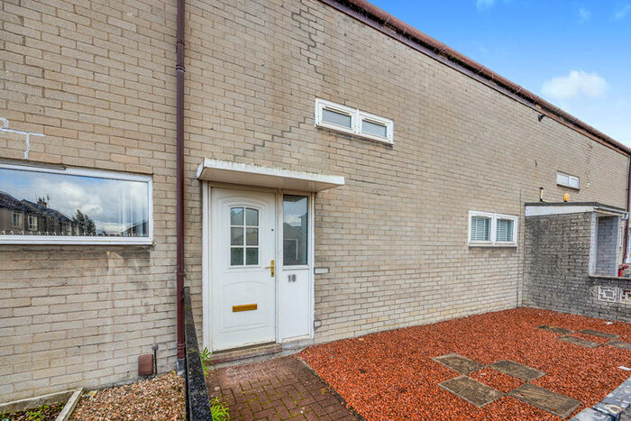 2 Bedroom Terraced House To Rent In Loanhead Avenue, Grangemouth, Stirlingshire, FK3