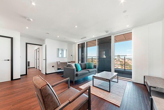 1 Bedroom Flat To Rent In Westgate House, West Gate, W5