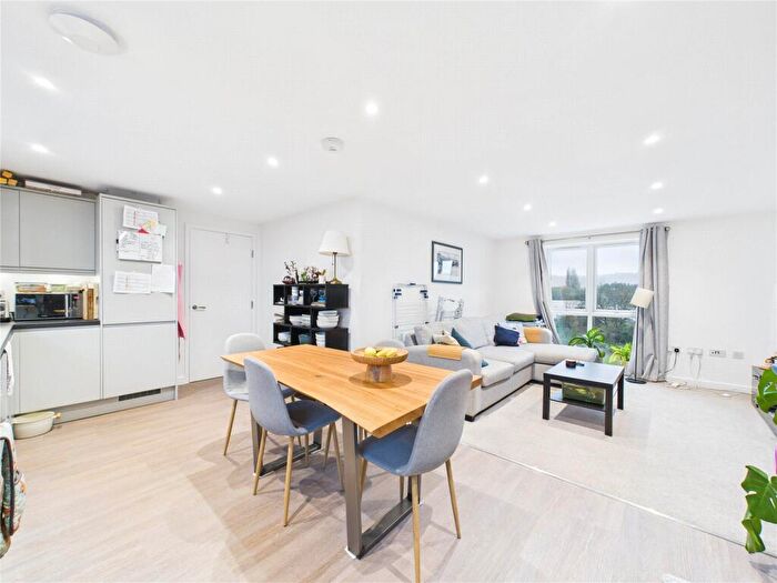 2 Bedroom Apartment For Sale In Colliters House, Bristol, BS3