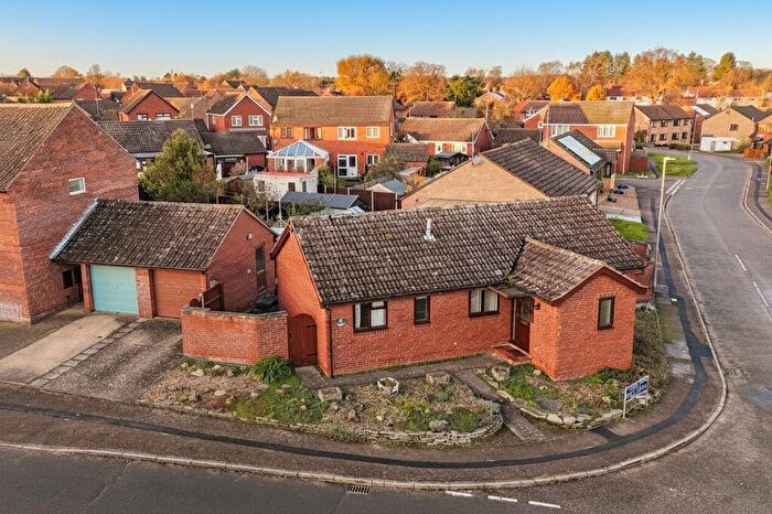 3 Bedroom Detached Bungalow For Sale In Gunton Road, Loddon, Norwich, NR14