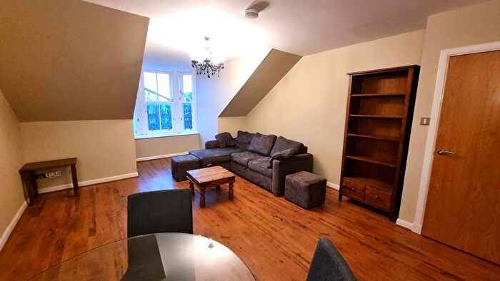 2 Bedroom Penthouse To Rent In Great Western Road, Aberdeen, AB10