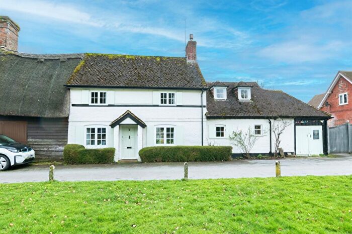 3 Bedroom Character Property For Sale In The Borough, Downton, Salisbury, SP5