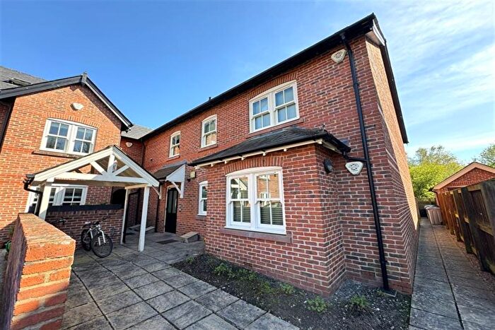 2 Bedroom Flat To Rent In Badgers Croft, Mobberley, Knutsford, WA16