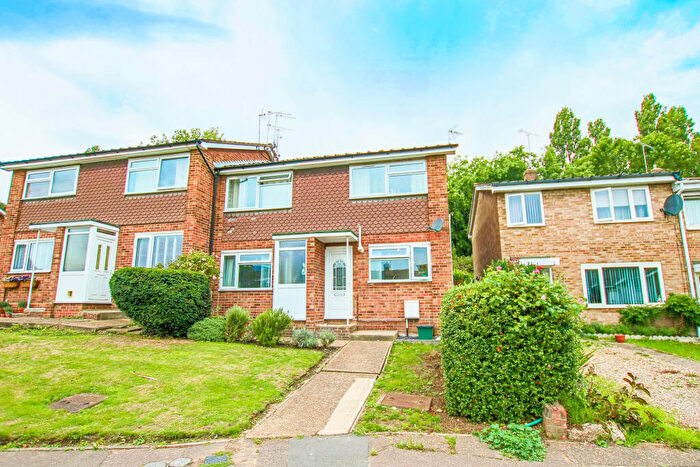 2 Bedroom Maisonette To Rent In Grantham Court, Colchester, Essex, CO1