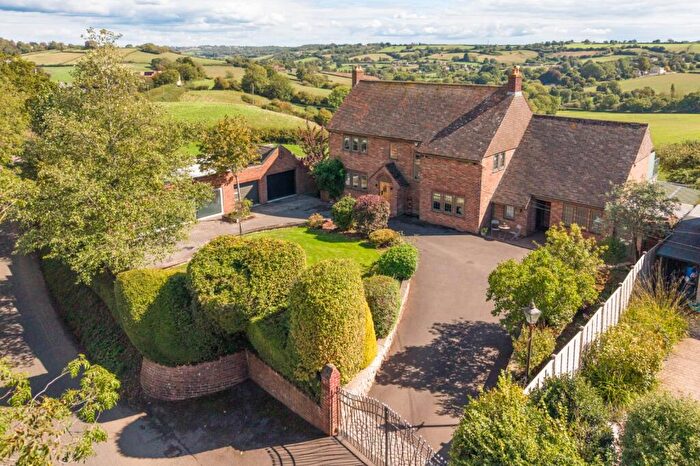 4 Bedroom Detached House For Sale In Timsbury Road, High Littleton, Bristol, Somerset, BS39