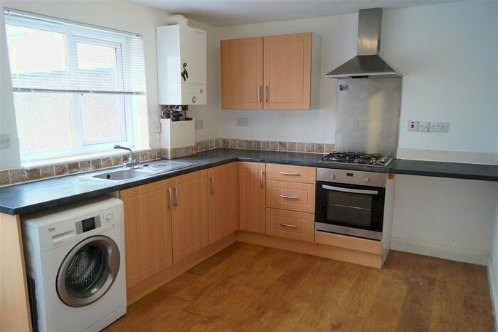 2 Bedroom Flat To Rent In Bell Hill Road, St. George, Bristol, BS5