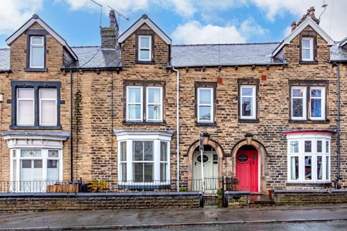 4 Bedroom Terraced House For Sale In Longman Road, Barnsley, S70
