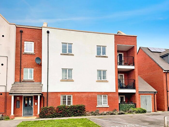 2 Bedroom Flat For Sale In Le Marechal Avenue, Bursledon, Southampton, SO31