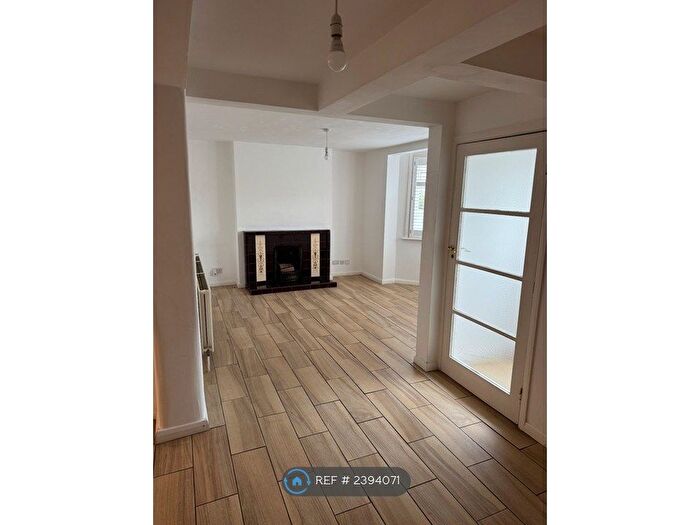 1 Bedroom Flat To Rent In Devereux Road, Southend-On-Sea, SS1