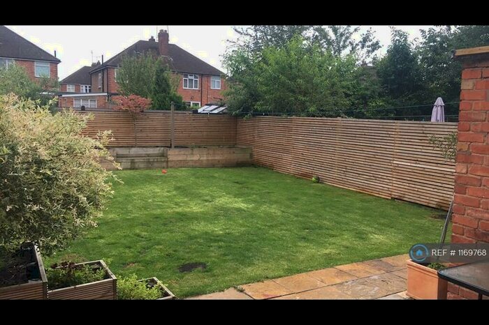 3 Bedroom Semi-Detached House To Rent In Palmerston Boulevard, Leicester, LE2