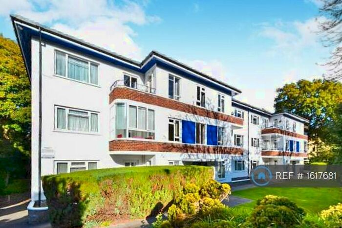 2 Bedroom Flat To Rent In Bourne River Court, Bournemouth, BH4