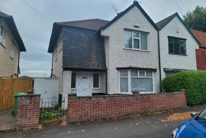3 Bedroom Semi-Detached House To Rent In Rolleston Drive, Nottingham, NG7