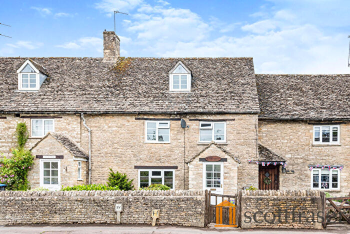 3 Bedroom Terraced House To Rent In Middletown, Hailey, OX29