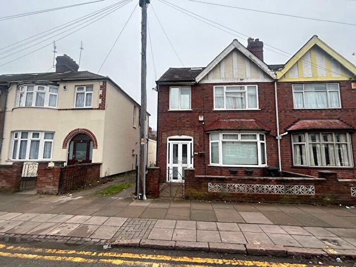 3 Bedroom Semi Detached House To Rent In St. Barnabas Road, Leicester, LE5