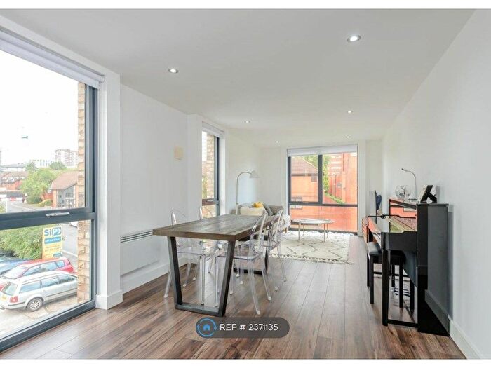 2 Bedroom Flat To Rent In Granville Lofts, Birmingham, B1