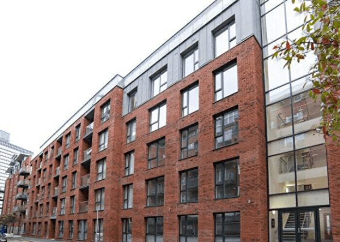 2 Bedroom Flat To Rent In Halo House, Manchester, M4