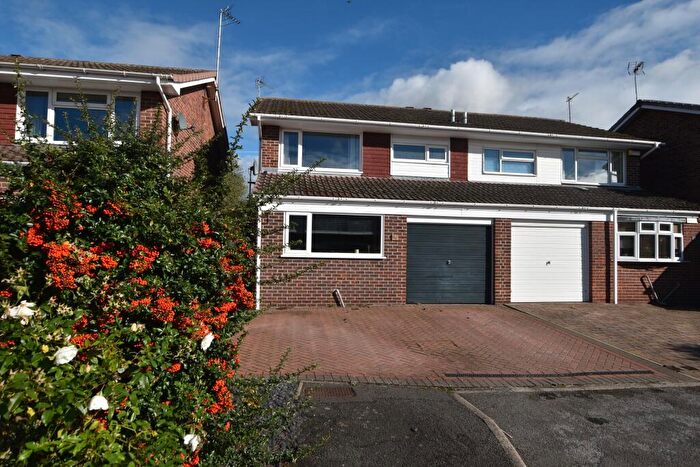 3 Bedroom Semi-Detached House For Sale In Charnwood Fields, Sutton Bonington, LE12