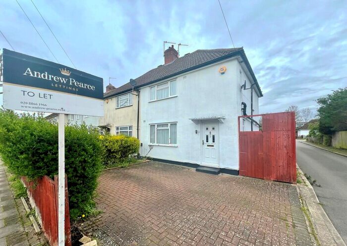 3 Bedroom End Of Terrace House To Rent In Kings Road, Harrow, HA2