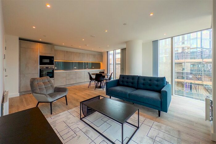 2 Bedroom Flat To Rent In The Blade, Silvercroft Street, Manchester, M15