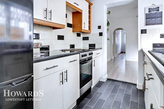 3 Bedroom Terraced House To Rent In St Margarets Road, Lowestoft, NR32