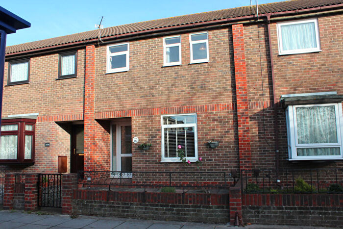 Terraced House To Rent In Northend, Portsmouth, Hampshire, PO3