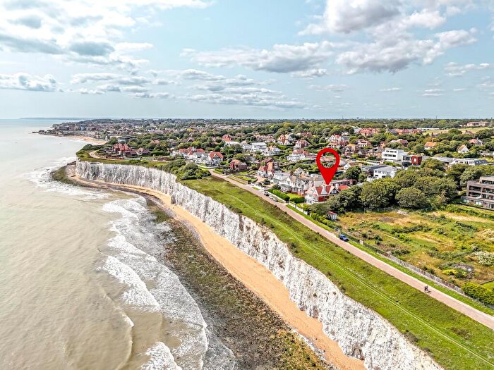 8 Bedroom Detached House For Sale In Cliff Promenade, Broadstairs, CT10