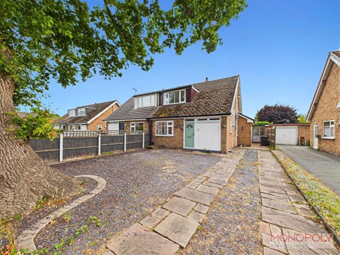 3 Bedroom Semi-Detached House For Sale In Darland Lane, Rossett, LL12