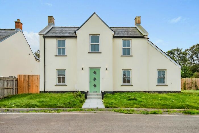 3 Bedroom Detached House For Sale In Hays Lane, Sageston, Tenby, Pembrokeshire, SA70
