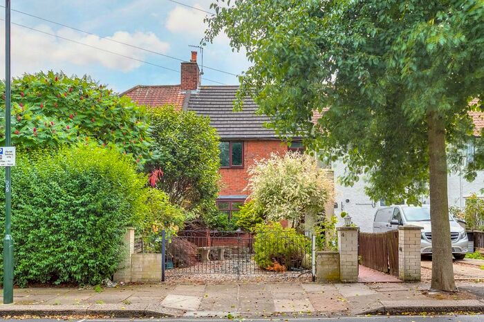 3 Bedroom Terraced House To Rent In Barnes Avenue, Barnes, SW13
