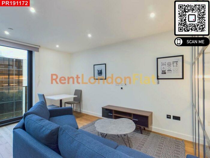 1 Bedroom Flat To Rent In Breathtaking Bed Flat In Tower Hill, E1W