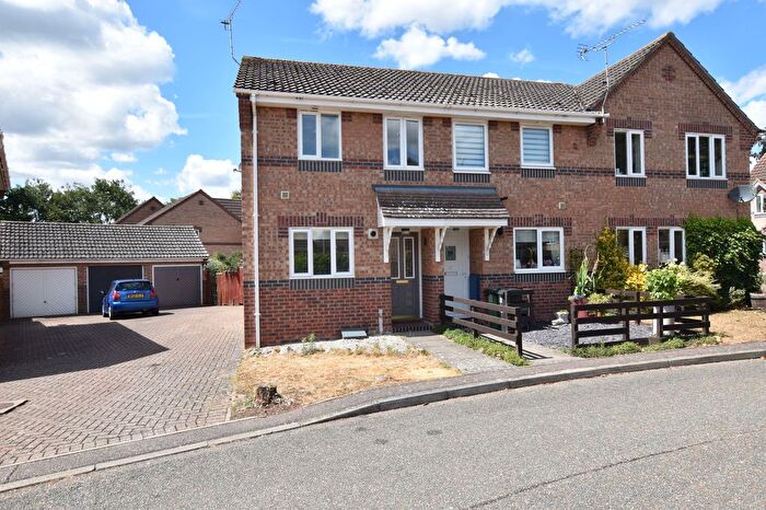 2 Bedroom Terraced House To Rent In Teasel Drive, Thetford, IP24