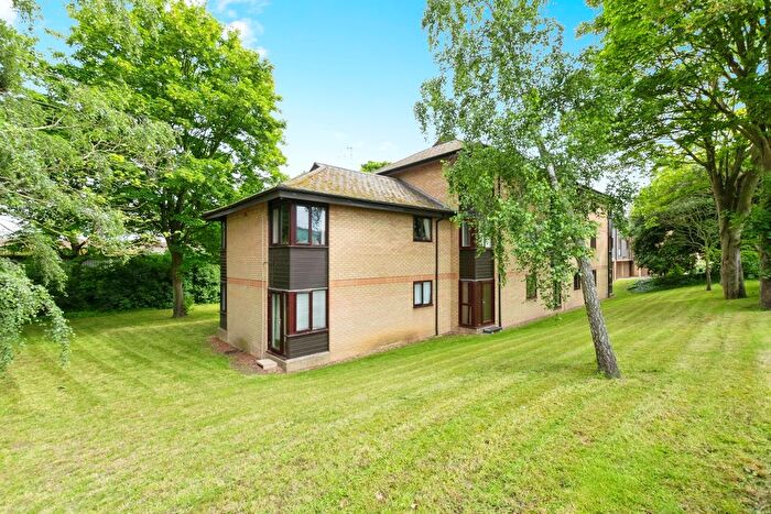 1 Bedroom Flat For Sale In Gresley Lodge, Old North Road, Royston, SG8