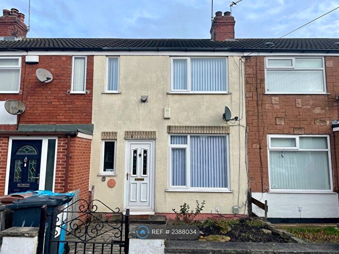 2 Bedroom Terraced House To Rent In Brooklands Road, Hull, HU5