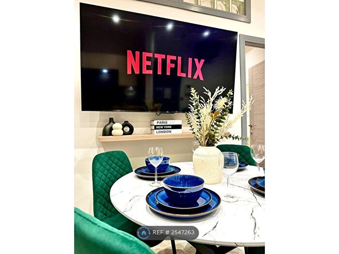 2 Bedroom Flat To Rent In Granby Row, Manchester, M1