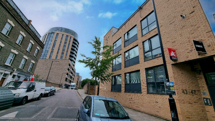 1 Bedroom Flat To Rent In Boleyn Road, London, N16