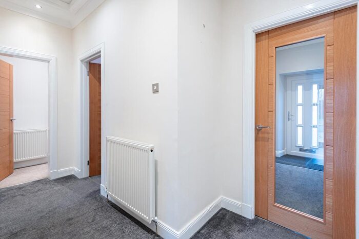 3 Bedroom Cottage For Sale In Hill Street, Strathmiglo, KY14