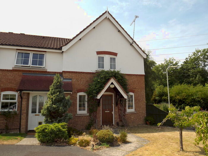 1 Bedroom End Of Terrace House To Rent In Le Borowe, GU52