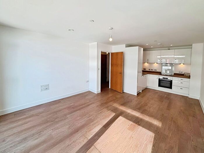 1 Bedroom Flat To Rent In Furness Quay, Salford, M50