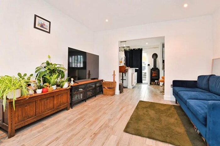 4 Bedroom House To Rent In Uxbridge Drive, Plymouth, PL5